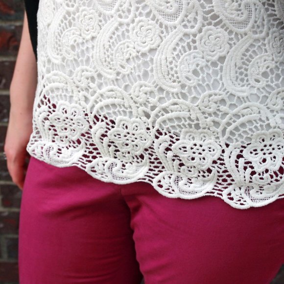 Cabi Bobbin Lace White Tank Top Size Medium - Picture 2 of 13